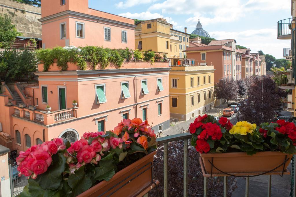 Appartamento La Finestra Su San Pietro Rome Exterior photo