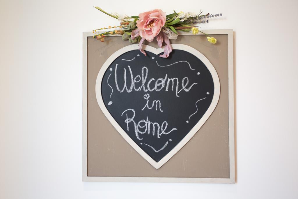 Appartamento La Finestra Su San Pietro Rome Room photo